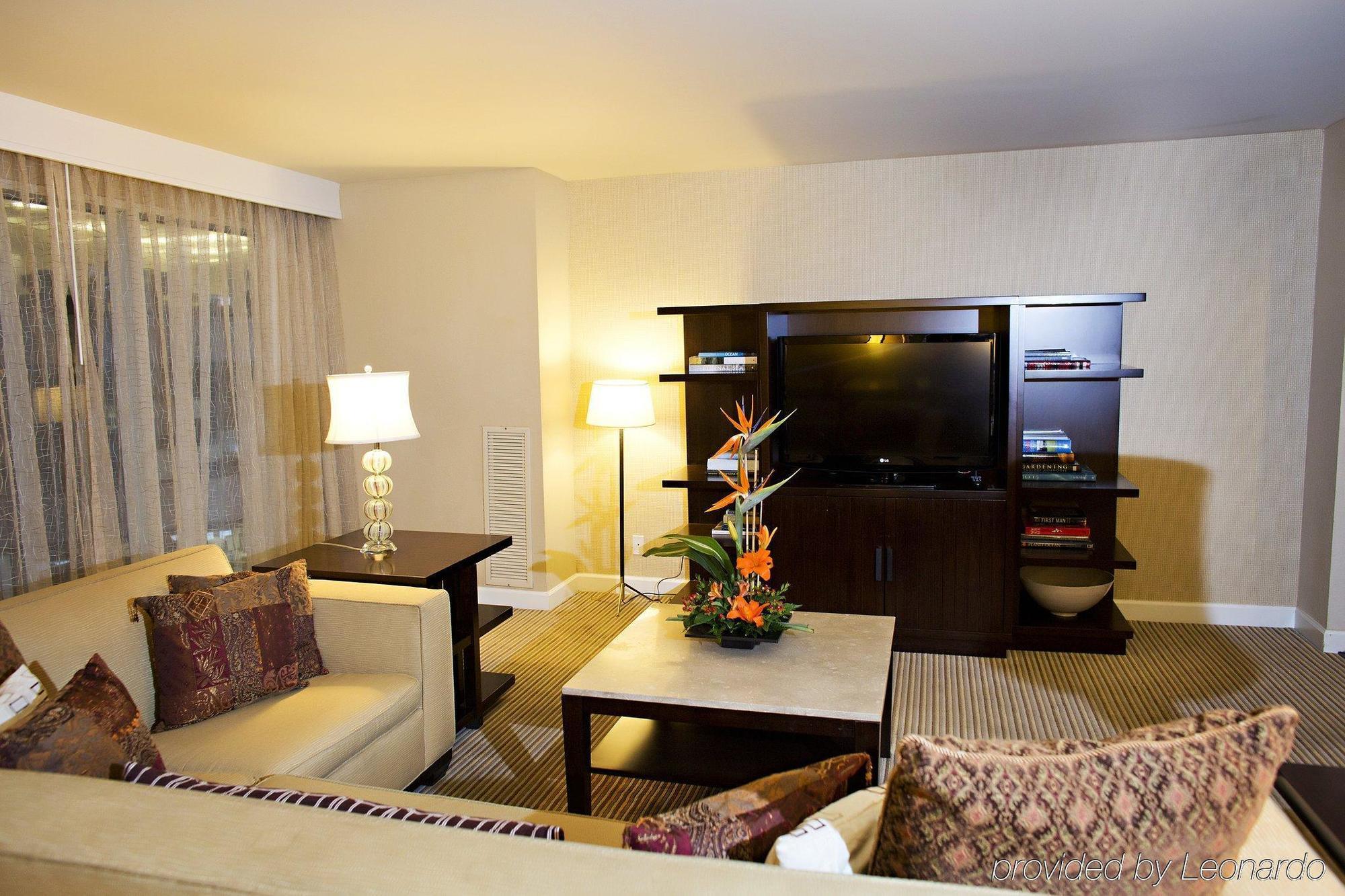 The Westshore Grand, A Tribute Portfolio Hotel, Tampa Exterior photo